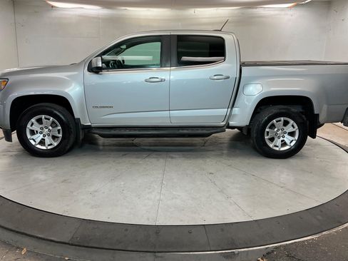 Used 2017 Chevrolet Colorado LT w/ LT Convenience Package RWD image 2
