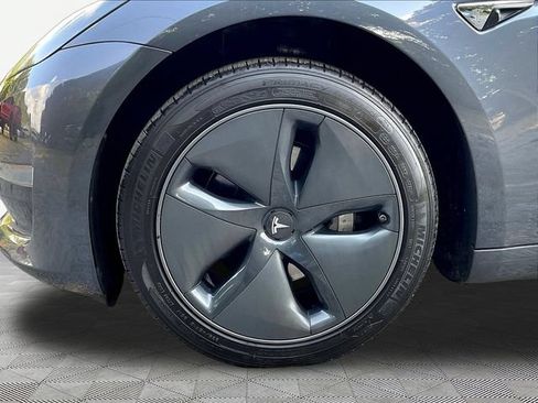 Used 2019 Tesla Model 3 RWD image 33