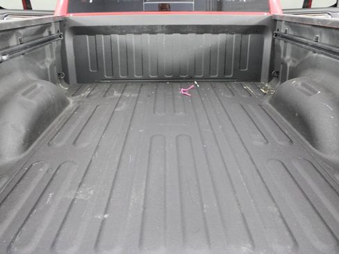 Used 2019 RAM 1500 Laramie AWD/4WD image 19