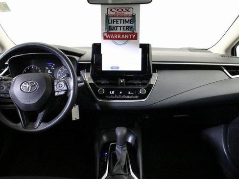 Certified 2023 Toyota Corolla LE image 17