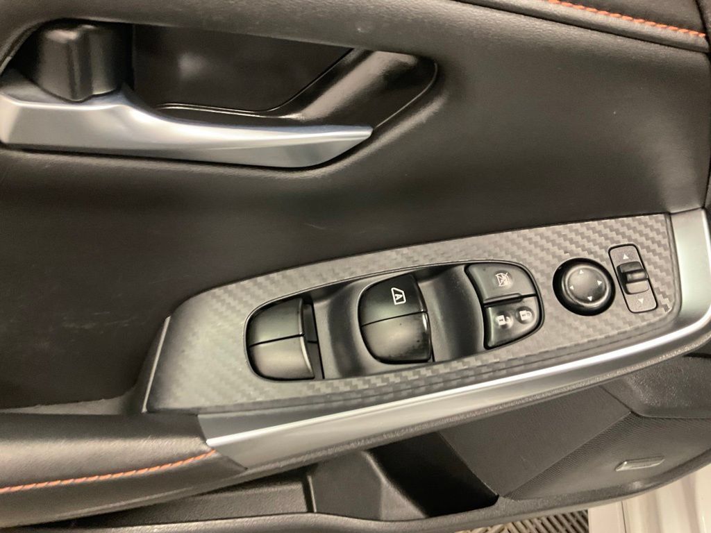 Used 2020 Nissan Sentra SR w/ Premium Package FWD image 12