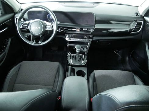 Certified 2024 Kia Seltos S image 19