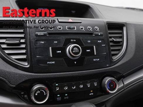 Used 2015 Honda CR-V LX image 17