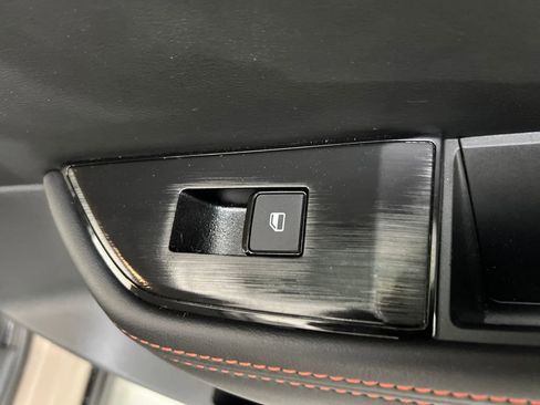 Used 2025 Nissan Rogue SV AWD/4WD image 20