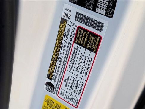 Used 2022 Toyota Sienna XLE image 17