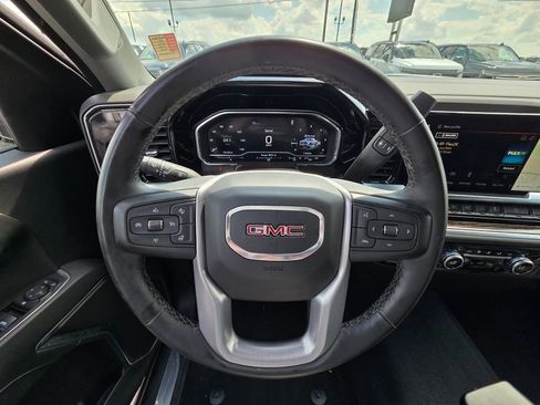 Used 2024 GMC Sierra 1500 Elevation image 13