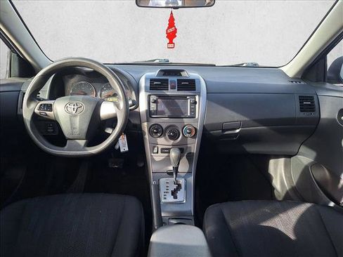 Used 2013 Toyota Corolla S image 15