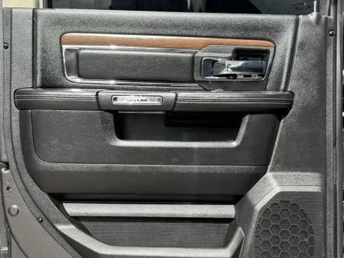 Used 2016 RAM 2500 Laramie w/ Convenience Group AWD/4WD image 20