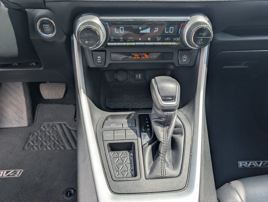 Used 2024 Toyota RAV4 XLE Premium FWD image 18