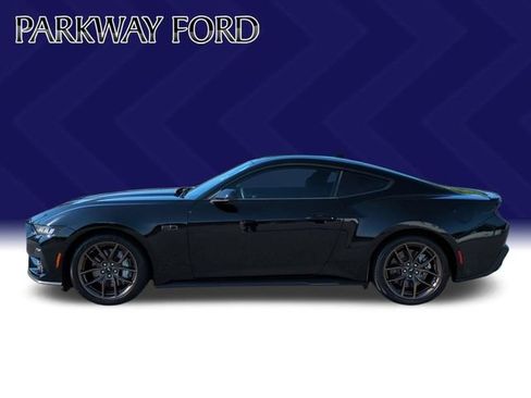 Used 2024 Ford Mustang GT Premium RWD image 2