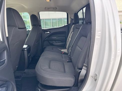 Used 2020 GMC Canyon SLE w/ Driver Alert Package AWD/4WD image 26