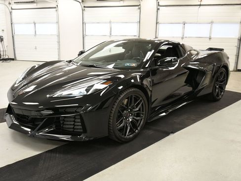 Used 2024 Chevrolet Corvette Z06 image 36