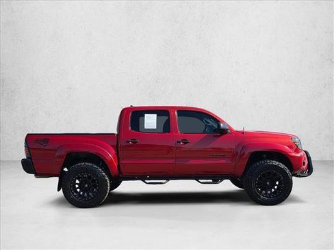 Used 2015 Toyota Tacoma 4x4 Double Cab w/ TRD Off-Road Package image 6