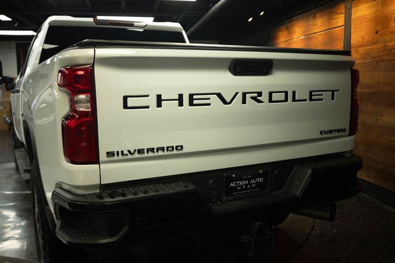Used 2024 Chevrolet Silverado 2500 Custom w/ Custom Value Package AWD/4WD image 6
