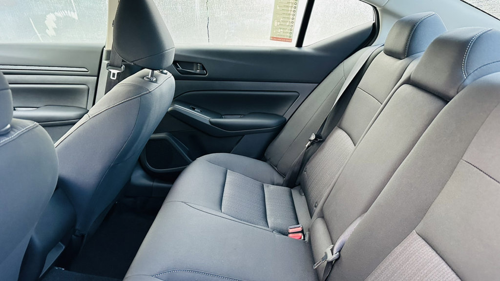 Certified 2025 Nissan Altima 2.5 S FWD image 28
