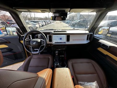 Certified 2024 Ford Bronco Heritage Edition image 16