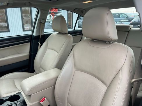 Used 2018 Subaru Legacy 3.6R Limited image 16