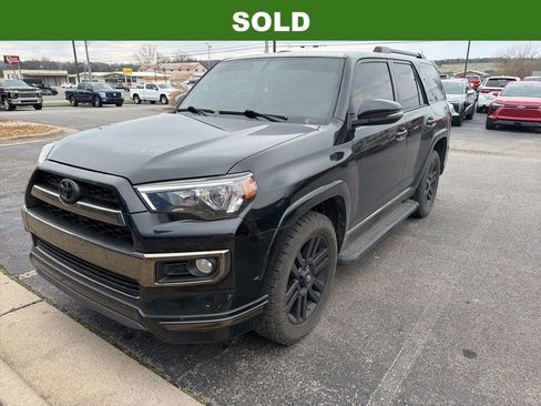 Used 2019 Toyota 4Runner Limited image 3