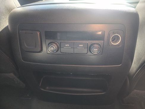 Used 2019 Chevrolet Tahoe LT image 12