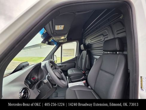 New 2026 Mercedes-Benz Sprinter 2500 image 13