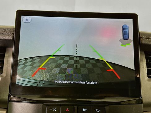 Used 2024 Ford Expedition Max XLT image 25