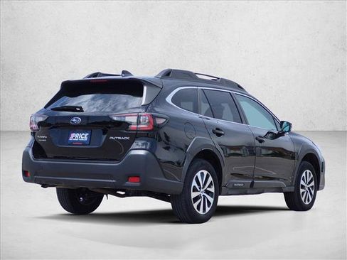 Used 2024 Subaru Outback Premium AWD/4WD image 5
