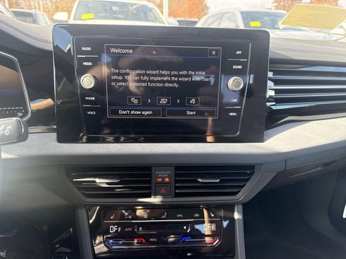 New 2026 Volkswagen Jetta SE image 10