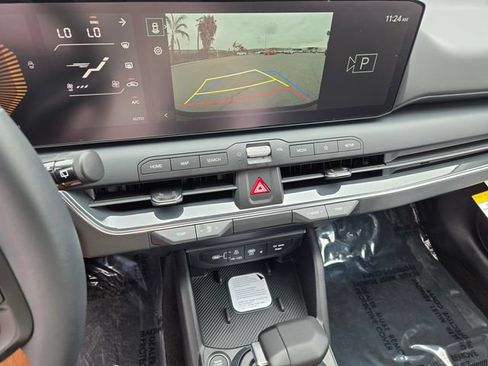 New 2026 Kia K4 EX FWD image 10