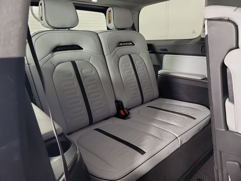 Used 2024 Rivian R1S Adventure image 25