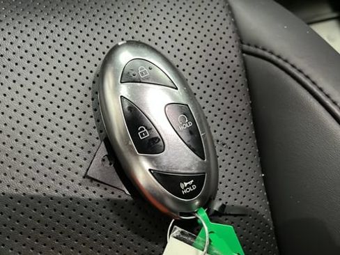 Used 2024 Hyundai Santa Fe XRT AWD/4WD image 9