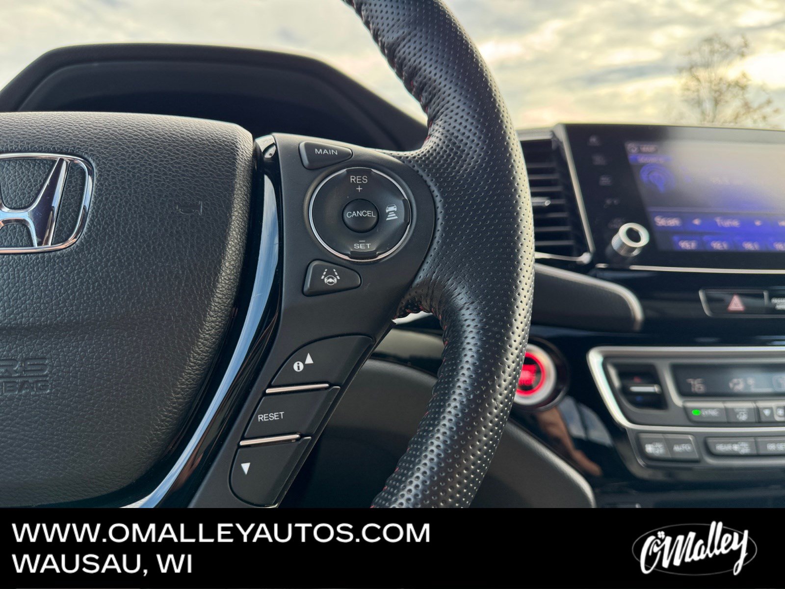 Used 2023 Honda Ridgeline Black Edition image 17