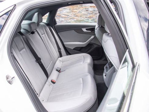 Used 2024 Audi A4 2.0T Premium Plus image 23