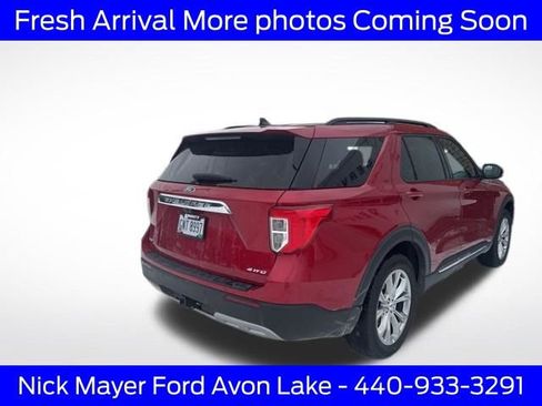Used 2024 Ford Explorer XLT w/ Equipment Group 202A image 4