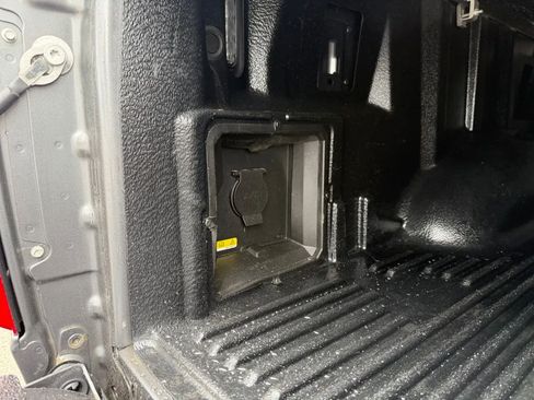 Used 2021 Ford F150 Lariat AWD/4WD image 34