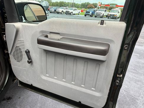 Used 2015 Ford F250 XL AWD/4WD image 14