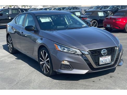 Used 2021 Nissan Altima 2.5 SR FWD image 9