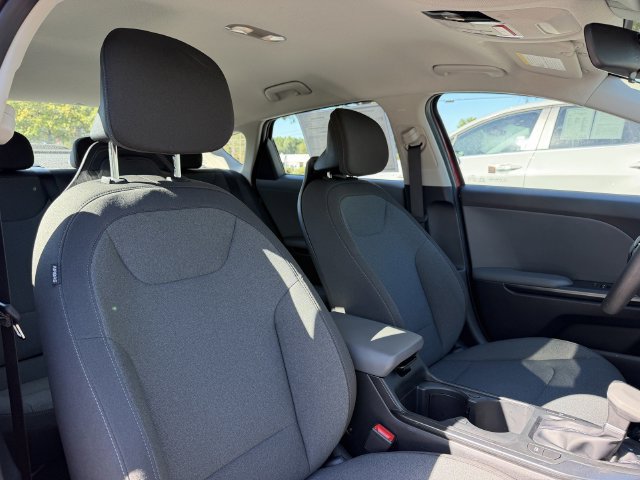 Certified 2025 Kia K4 FWD image 37