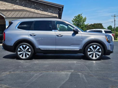 Used 2021 Kia Telluride EX w/ EX Premium Package FWD image 26