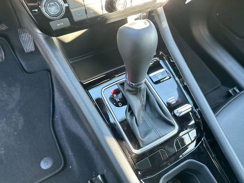 New 2026 Jeep Compass Latitude image 19