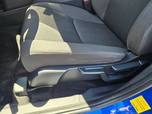 Used 2022 Honda HR-V EX image 14