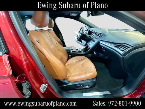 Used 2019 Ford Fusion Titanium AWD/4WD image 30
