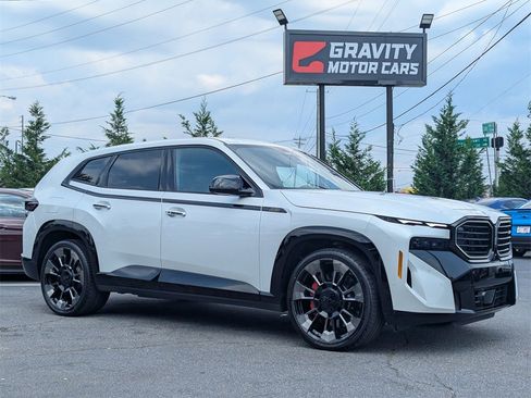 Used 2023 BMW XM w/ M Driver's Package image 5