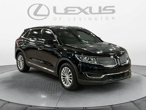 Used 2017 Lincoln MKX Select w/ Select Plus Package FWD image 7