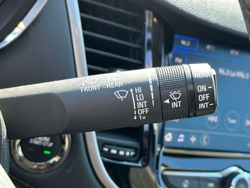 Certified 2022 Chevrolet Trax LT w/ LT Convenience Package image 26