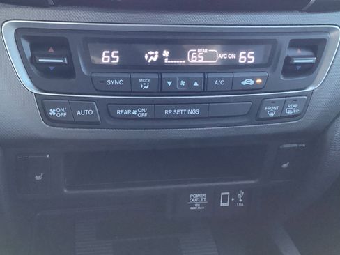 Used 2023 Honda Ridgeline RTL-E image 37