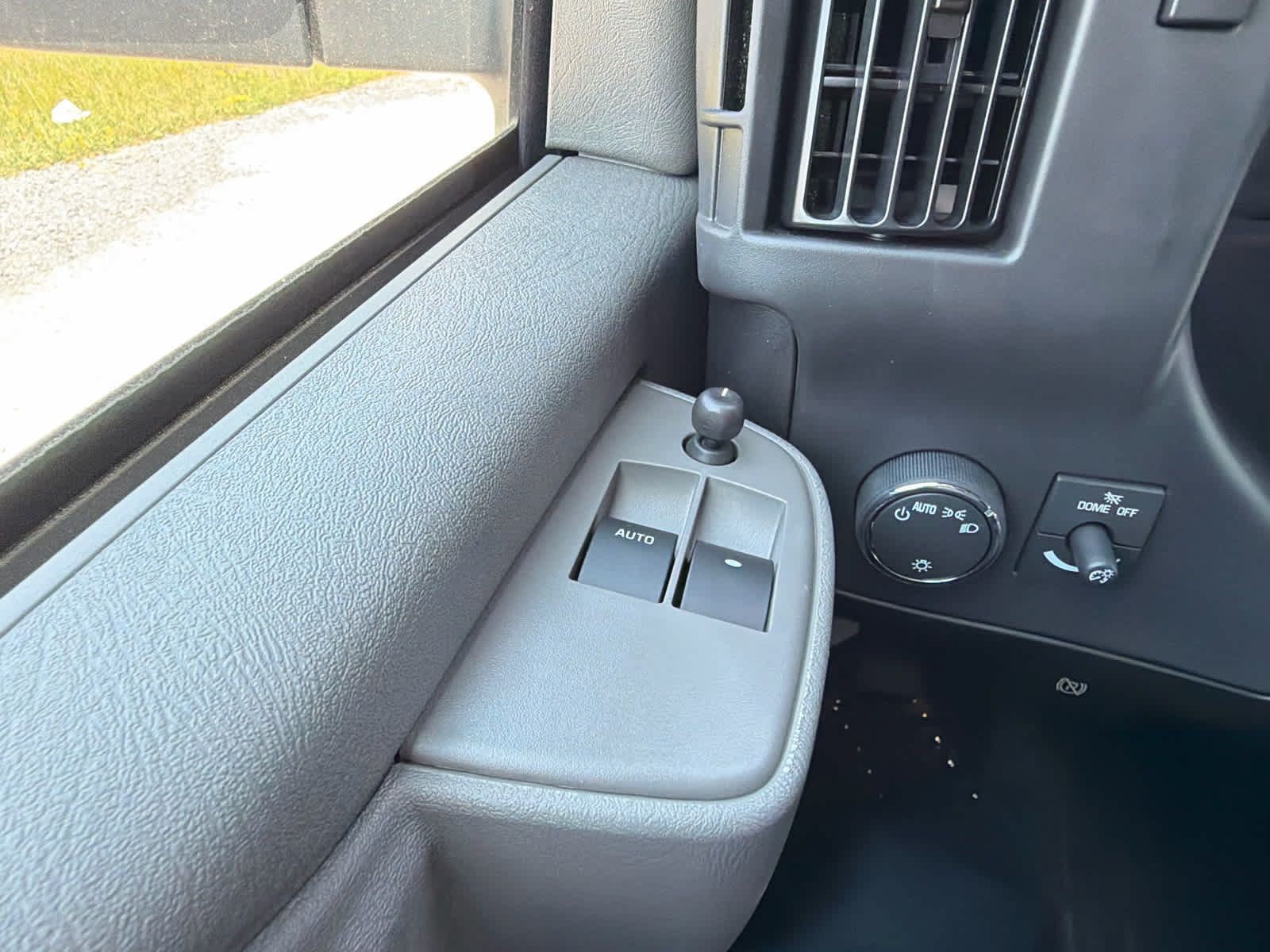 New 2025 Chevrolet Express 3500 w/ Driver Convenience Package RWD image 24