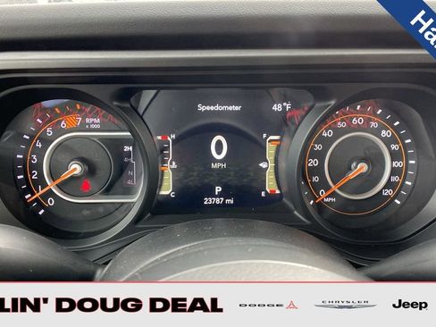 Used 2024 Jeep Wrangler Unlimited Rubicon image 19