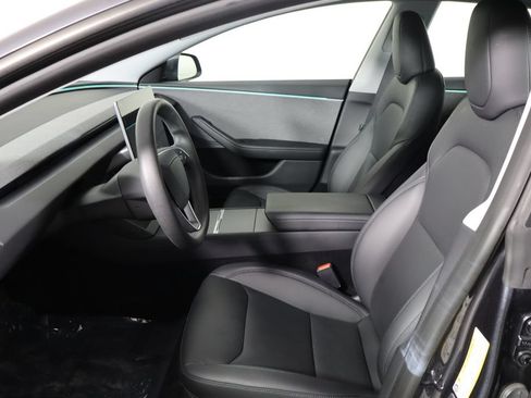Used 2025 Tesla Model 3 Long Range RWD image 13