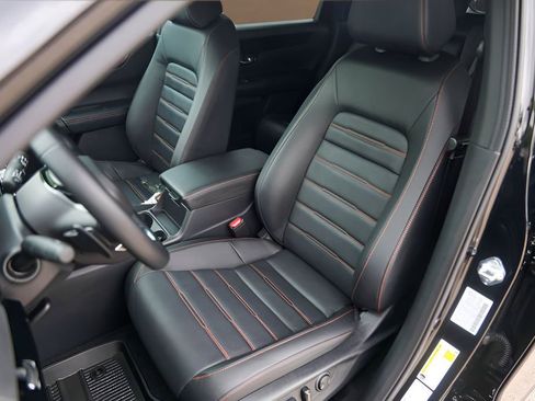 Used 2026 Honda CR-V Sport Touring image 7