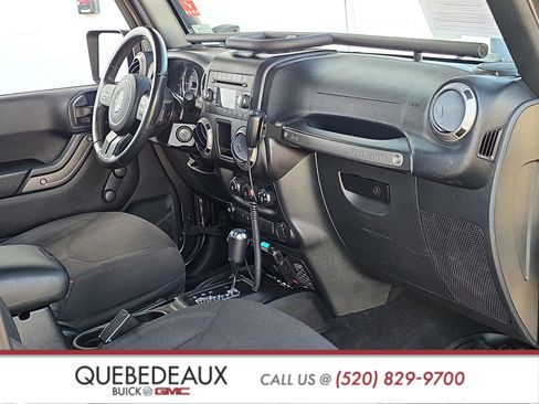 Used 2017 Jeep Wrangler Sport AWD/4WD image 28